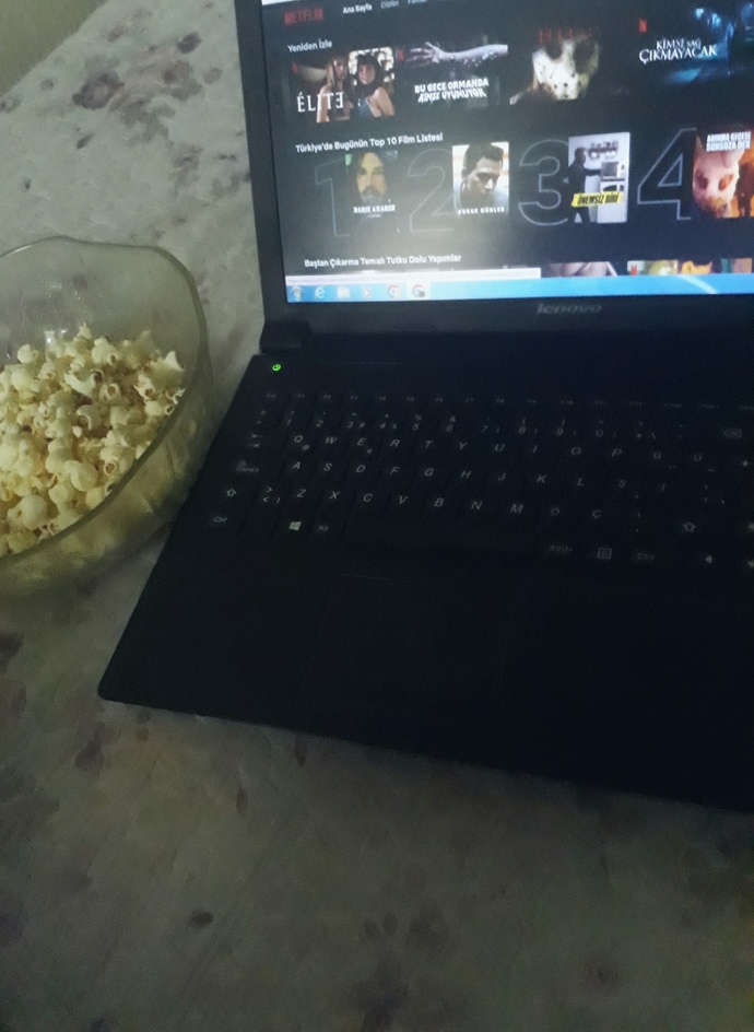 Film keyfi yaparken ortam hazırlar mısınız?