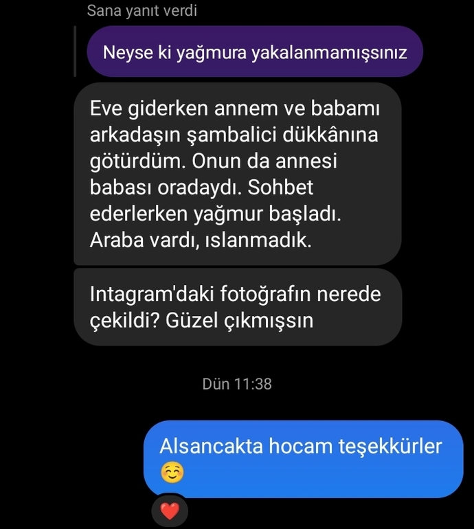 Agalar eski dershane hocam bana yürüyor olabilir mi ben mi kuruntu yapıyorum?