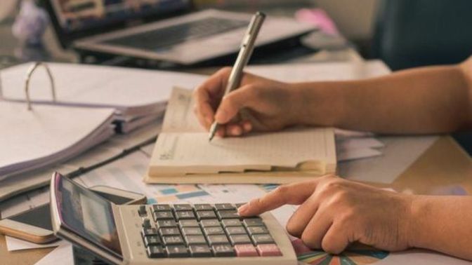 Türk-iş verilerine göre Mayıs ayı yoksulluk sınırı 33 bin 752 lira. Sizin geliriniz yoksulluk sınırının altında mı?