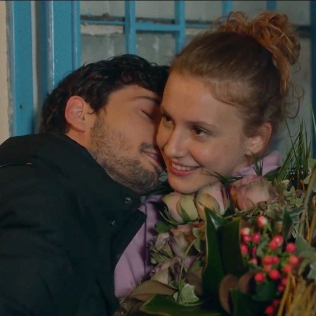Sevgiline en son ne hediye ettin?