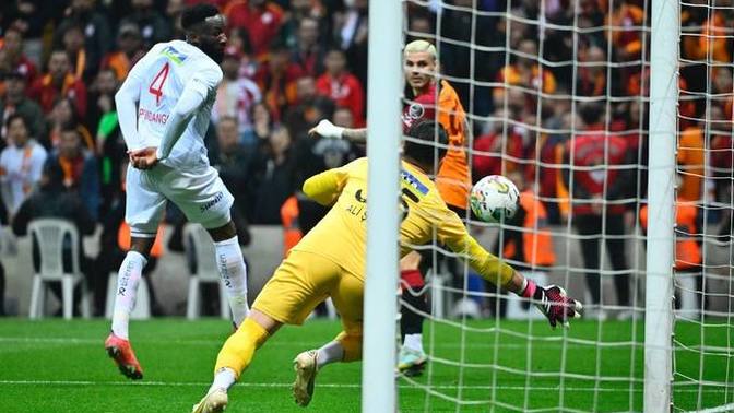 Galatasaray Süper Lig Şampiyonu Oldu! Ne düşünüyorsunuz?