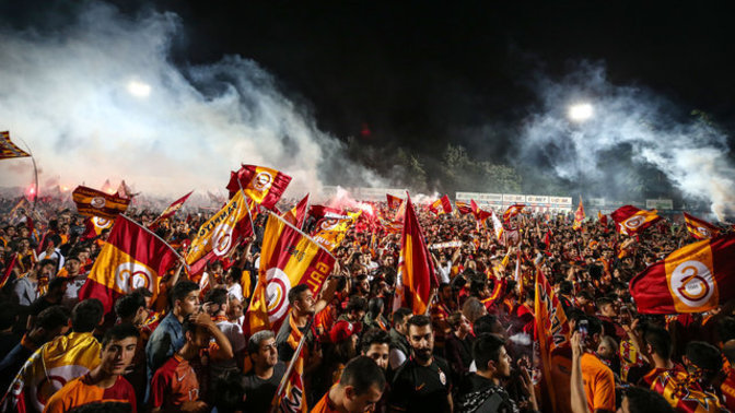 Şampiyonluk kutlamalarına katılıyor musunuz?