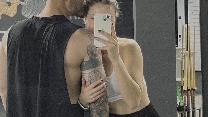 Spora kimle gidilir?