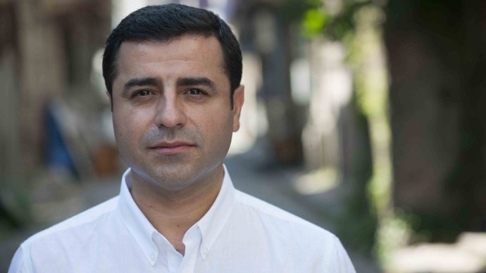 Selahattin Demirtaş, siyaseti bıraktığını açıkladı. karar hakkında ne düşünüyorsunuz?