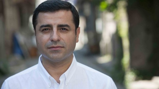 Selahattin Demirtaş, siyaseti bıraktığını açıkladı. karar hakkında ne düşünüyorsunuz?