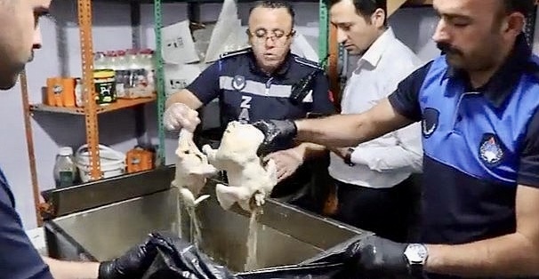 500 kilo bozulmuş tavuk ele geçirildi.