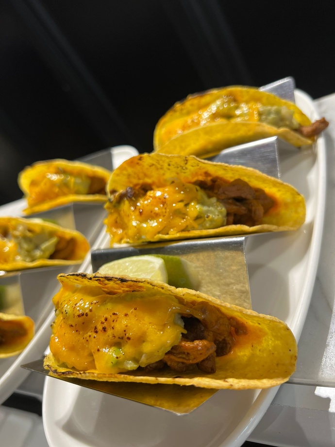 Taco sever misiniz KS üyeleri?