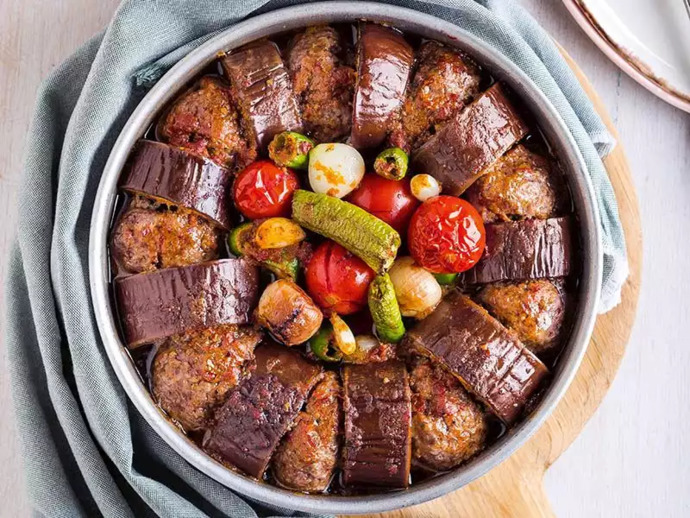 Bir yemek yarışmasına katılsaydın, hangi ana yemeği seçerdin?