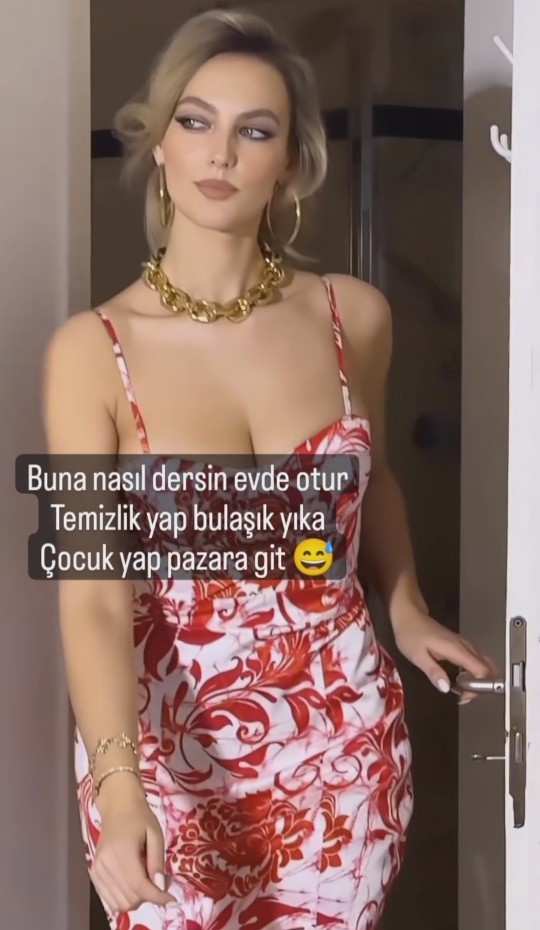 Güzel ve seksi kadınlar ev işleri yapar mı?