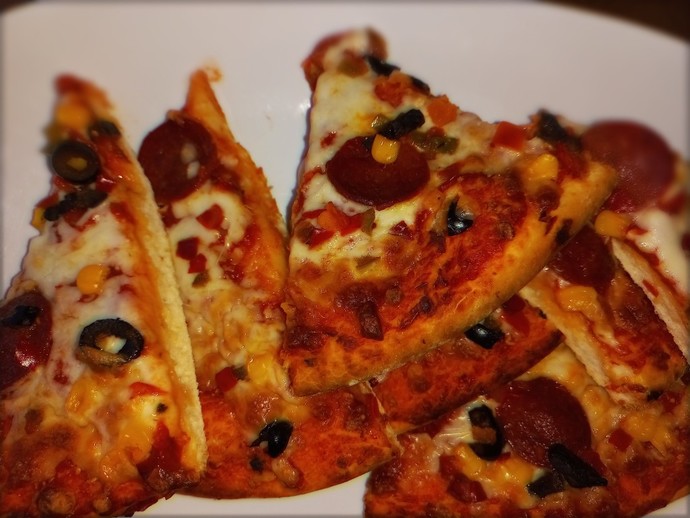 Karışık tost mu, pizza mı😋?