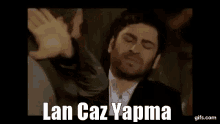 Hiç arkadaşın adına utandığın bi olay yaşadın mı?