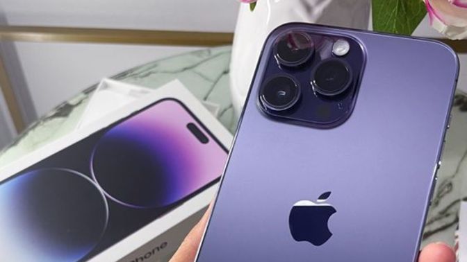 Sevgilim hediye olarak iPhone 14 Pro Max aldı ama ailem sevgilim olduğunu bilmiyor. Ne diyeceğim?