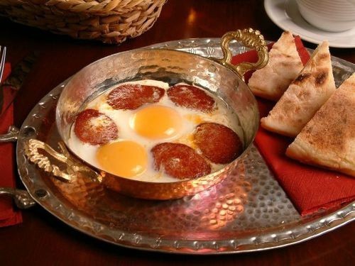 Pazar kahvaltısının ana menüsünde ne olmalı?