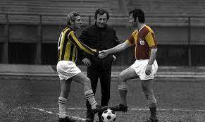 Derbiye dek hidayete erip Galatasaray' lı olmaya var mısın, akşama extra mutluluk seninle olabilir, ne dersin 😎?
