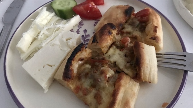 Kahvaltıda börek/pide seviyor musunuz?