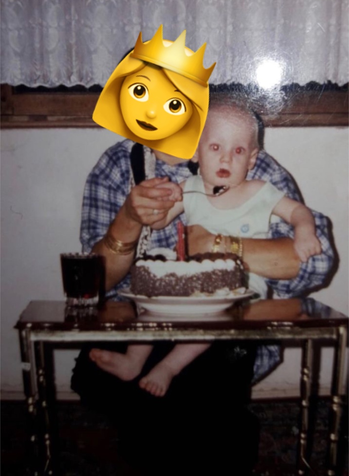 Küçüklük fotoğrafın var mı😄?