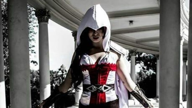Sevgiliniz/eşiniz en sevdiğiniz oyunun cosplay kostümünü giyse, kapıda sizi karşılasa ne tepki verirsiniz?