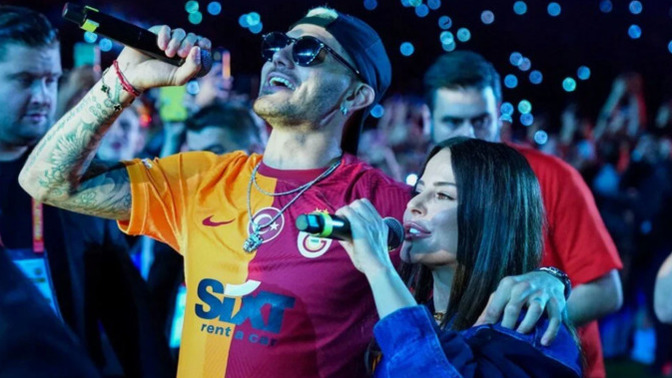 Simge ve Icardi, "Aşkın Olayım" şarkısını birlikte söyledi! Sence nasıl söylemişler?