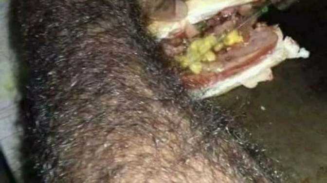 Gece gece canı tost çeken var mı?