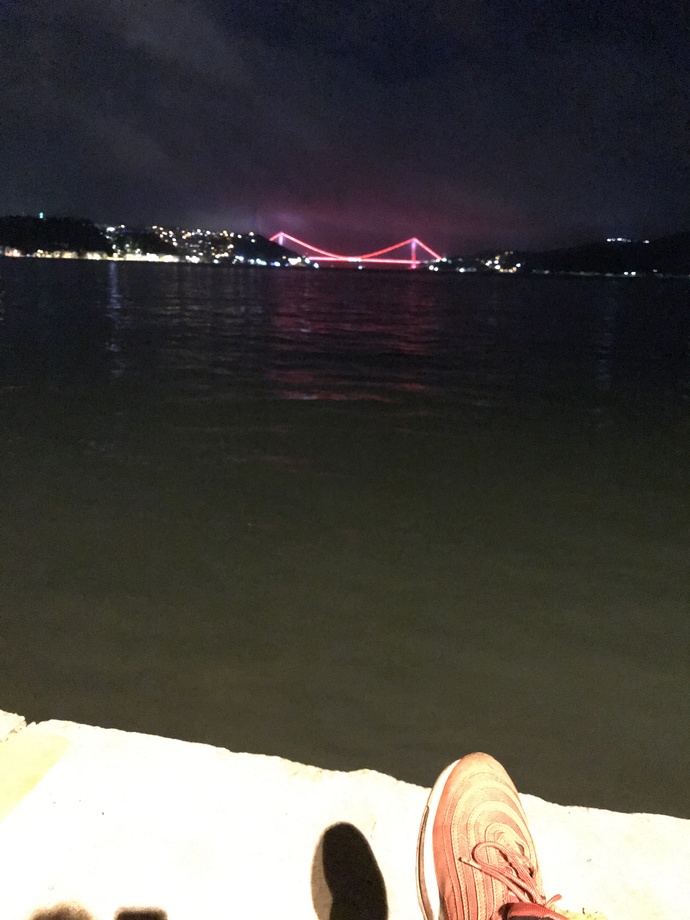 Hadi dediğinde gideceğiniz dostlarınız var mı?