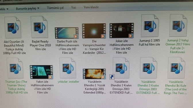 Pc'deki dosyalarımın yeşil yazıyla görünmesi ve dosyalarımın açılmaması sorunu?