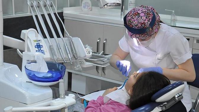 Düzenli olarak diş doktoruna gidiyor musunuz?