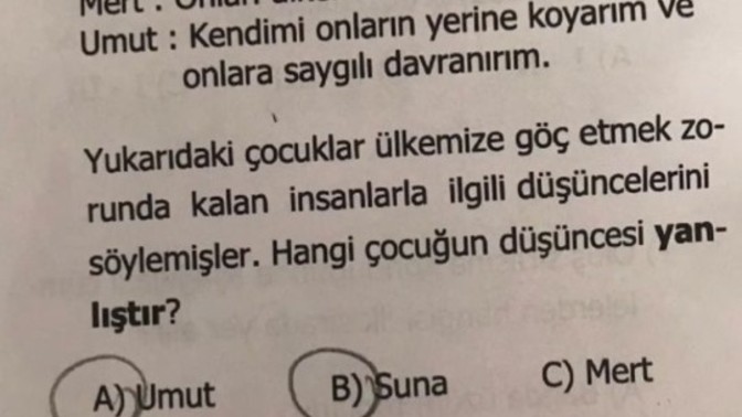 Arkadaşlar, arkadaşımın kardeşinin ödevine yardım ediyorum soruda hata mı var?
