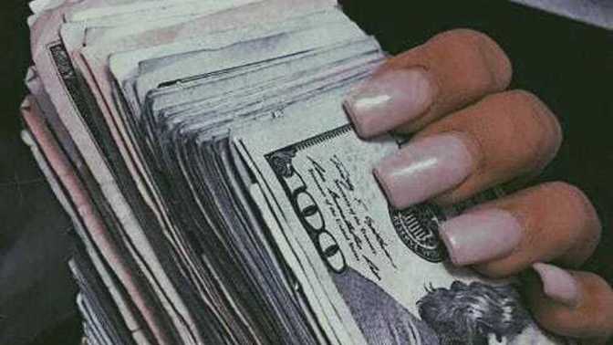 Bir dolar 22 TL oldu, TL nin değeri yıldız kayar gibi kaymıyor mu?
