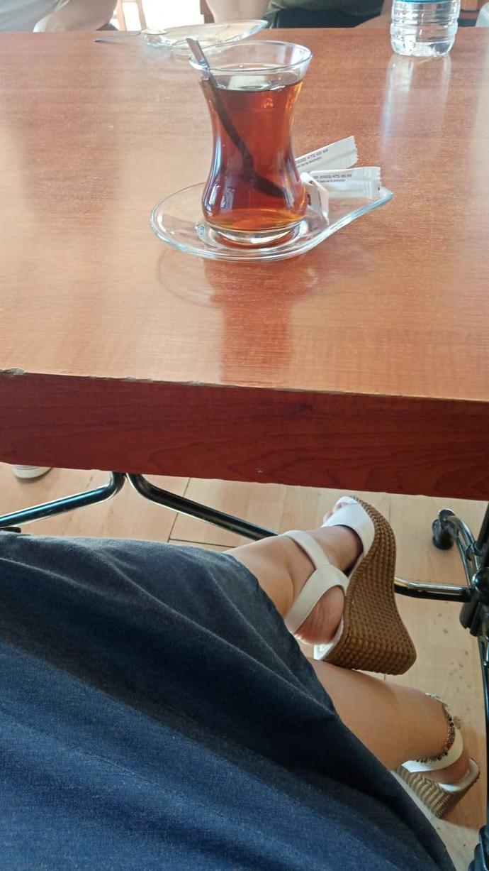 Sıcak havalarda çay içer misiniz?