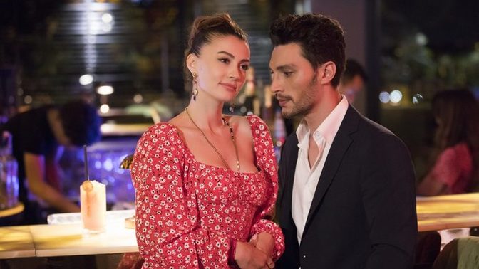 Sevgilinin kıyafetlerine karışmasına izin verir misin?