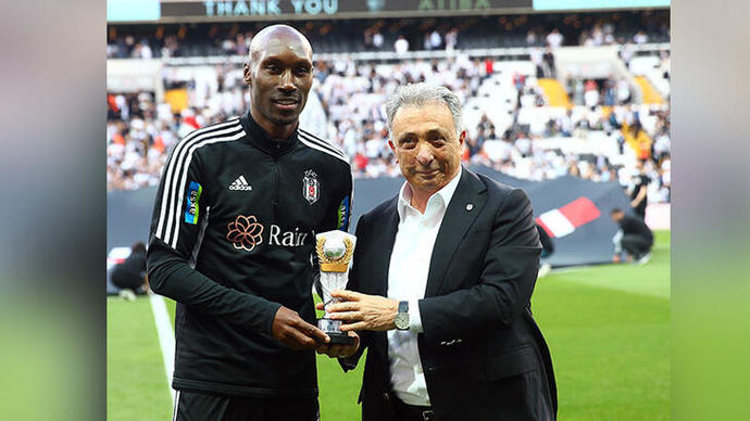 Beşiktaştan Atiba Hutchinsona veda! Vefakâr futbolcuları sever misiniz?
