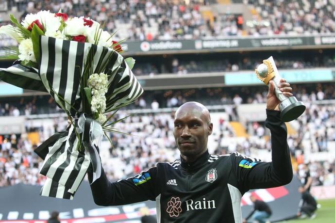 Beşiktaştan Atiba Hutchinsona veda! Vefakâr futbolcuları sever misiniz?
