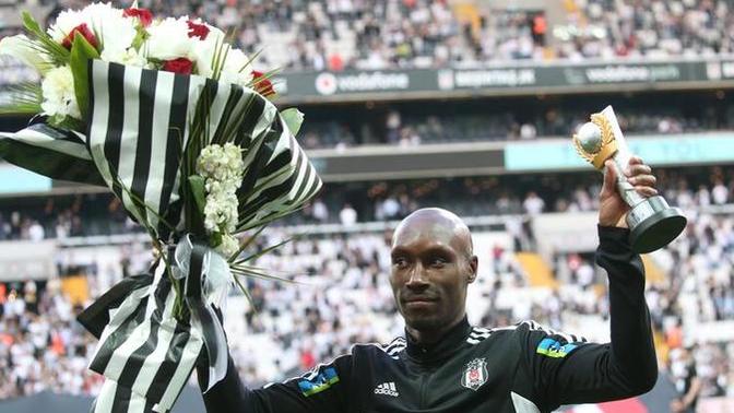 Beşiktaş'tan Atiba Hutchinson'a veda! Vefakâr futbolcuları sever misiniz?