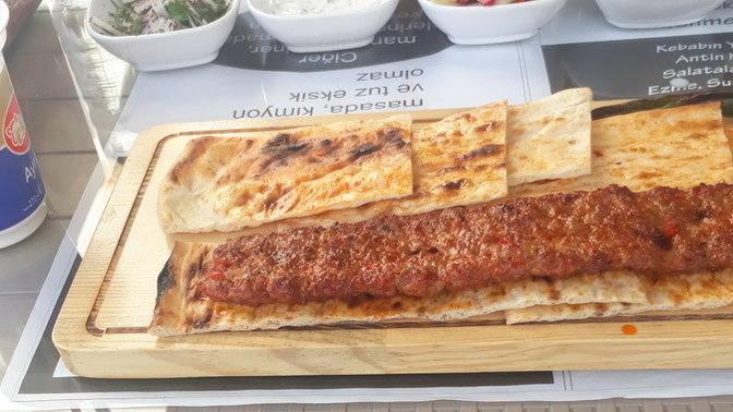 Kebap sever misiniz?