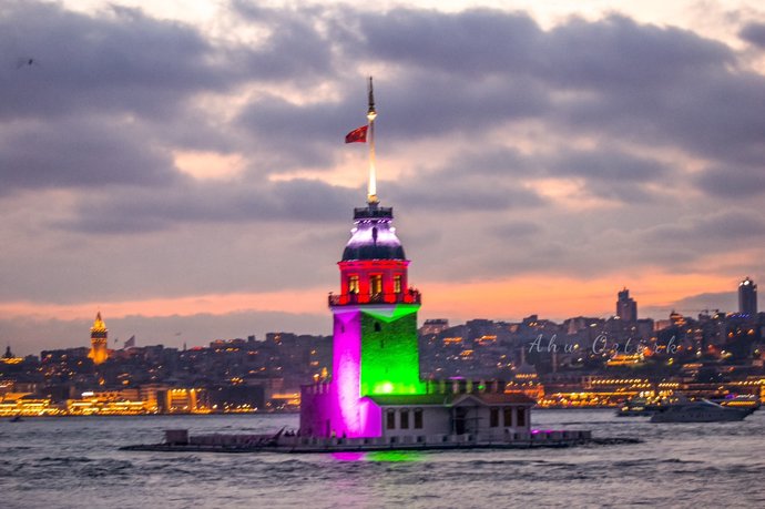 Restorasyondan önce 40 lira olan Kız Kulesinin giriş ücreti 110 TL oldu! 110 TLye değer mi?