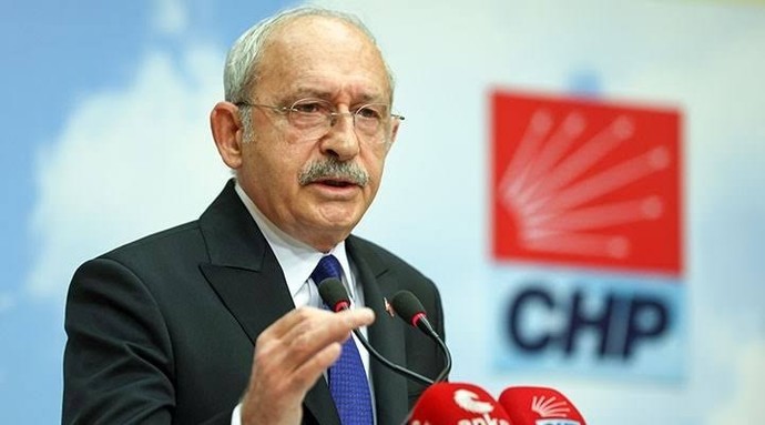 Kemal kılıçdaroğlu bırakmalı mi?