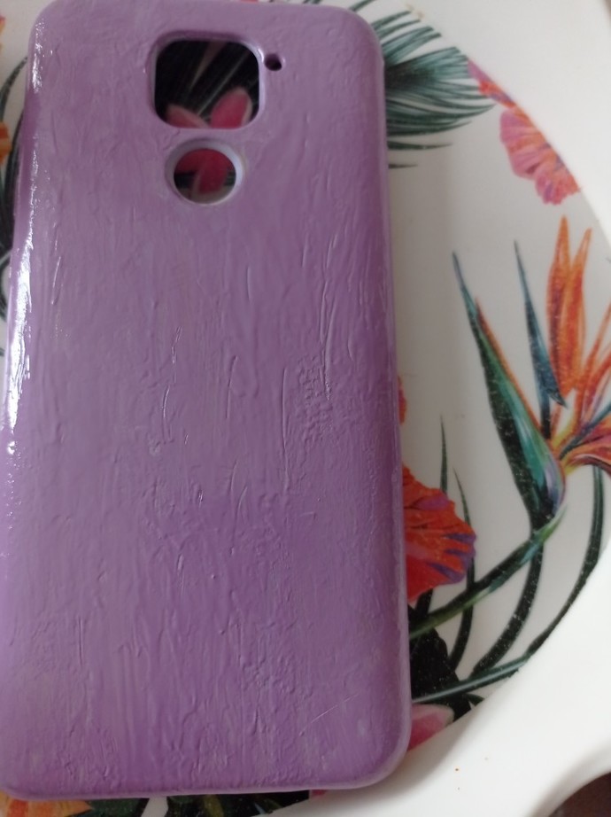 Telefon kabım soyulmuştu, oje ile boyadım. Sizce işe yarar mı?