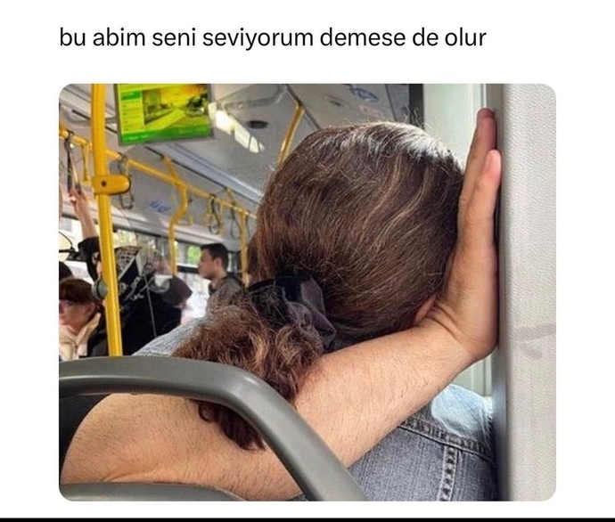 Sevginin dilde olanı mı daha samimi, hissettirileni mi?