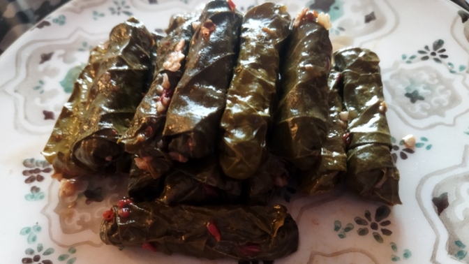 Mis gibi yaprak sarma yaptım, sever misiniz?