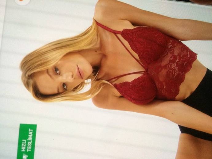 Bu tarz bralet seklinde olan sutyenleri nerden bulurum?