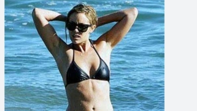 Bikini sezonu açıldı, kimler denize girdi bakalım?