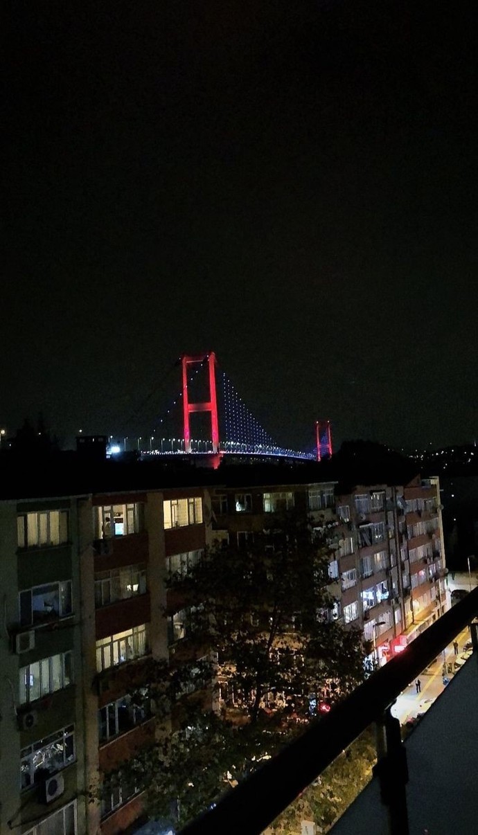 Evinizin balkonunda akşam manzarası nasıldır?