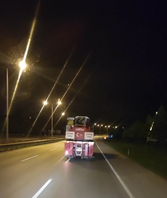 Gece araba kullanmayı seviyor musun?