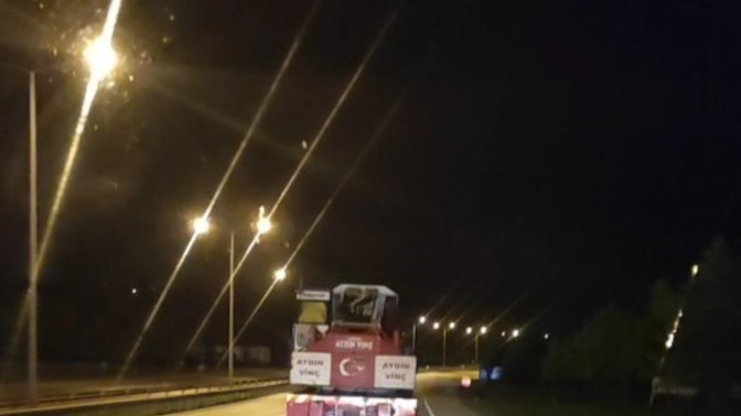 Gece araba kullanmayı seviyor musun?