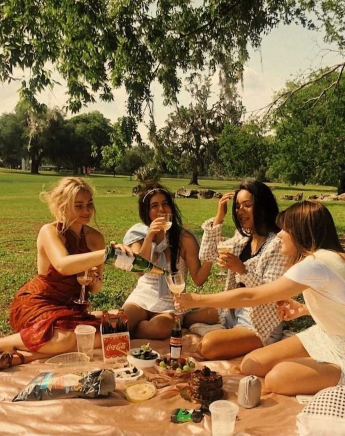 Tatil günlerinizde evde kalmayı mı, etkinliklere katılmayı mı tercih edersiniz?