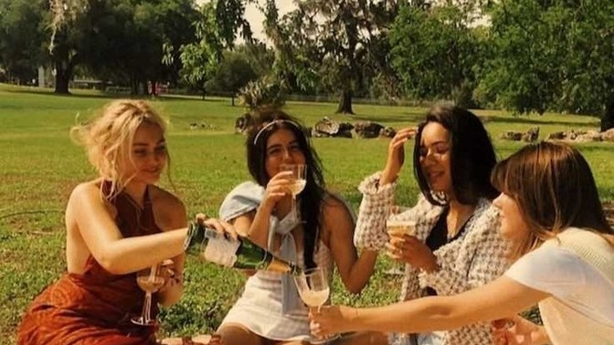 Tatil günlerinizde evde kalmayı mı, etkinliklere katılmayı mı tercih edersiniz?