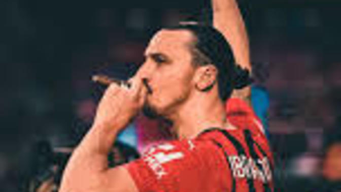Dünyanın en iyi futbolcusu Zlatan İnrahimoviç'dir aksini iddia eden var mı?