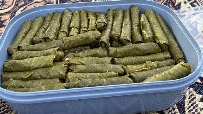 Her an her yerde sarma sarmak hamaratlık mıdır?