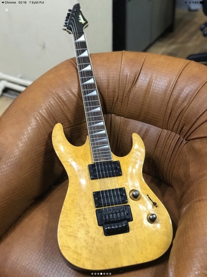 30 yıllık gitarım nasıl?