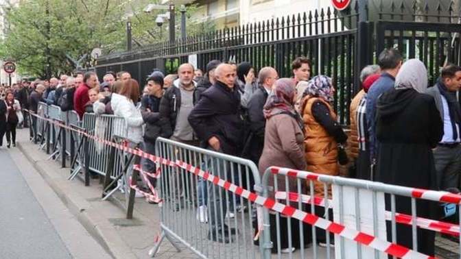 Belçika, Avrupa parlamentosu seçimlerinde oy verme yaşını 16'ya indirdi. Bizde de yapılmalı mı?